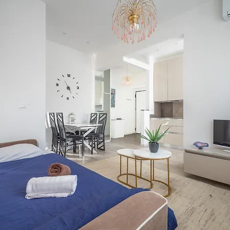 Flower - Affitti Brevi Italia * Trieste